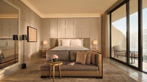 Sunrise Room