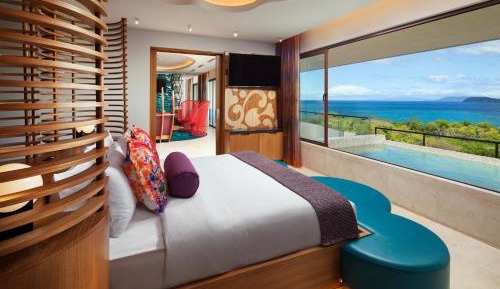 One-Bedroom Escape King Suite with Balcony and Ocean View