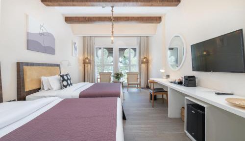 Large Double Room