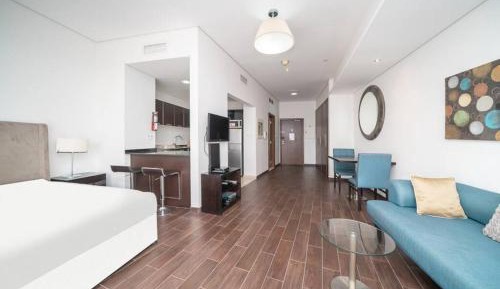 Studio Apartment