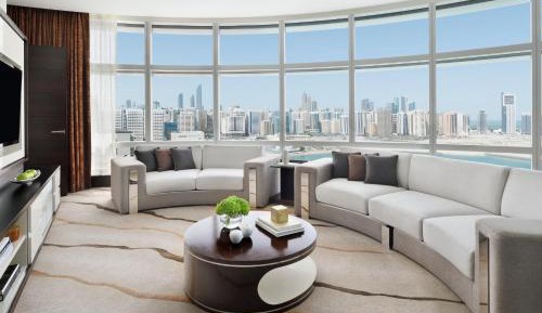 Manor Club Rosewood Suite - Panoramic View