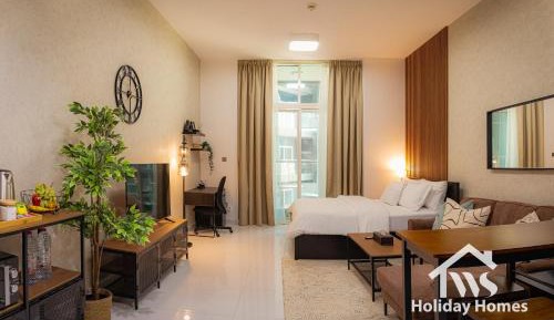 Studio Apartment with Balcony
