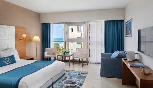 Superior Double or Twin Room with Sea Side View