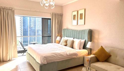 Studio Apartment with Balcony