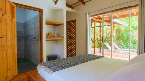 Deluxe Bungalow with Garden View