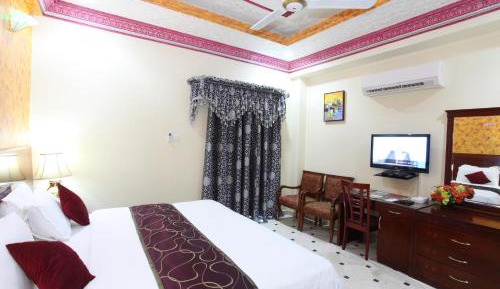 Standard King Room