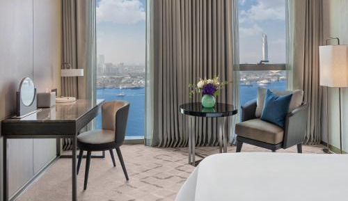 Creek View Deluxe Room King