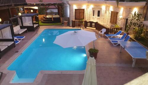 Two-Bedroom Suite