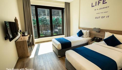 Executive Twin Room (includes 15% off F&B)