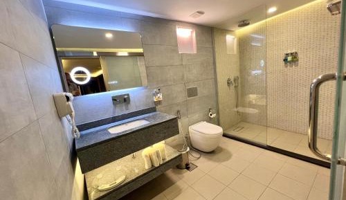 Two Connecting Double Rooms