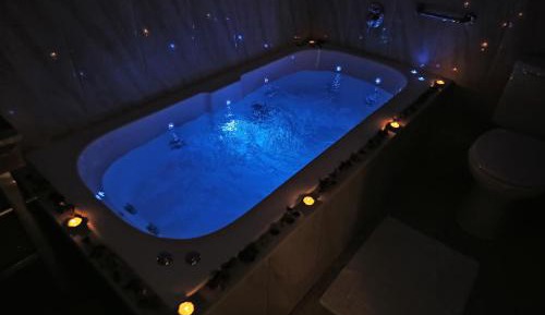 Suite with Spa Bath