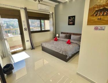 Superior One-Bedroom Apartment with Balcony