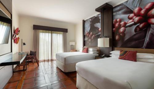 Master suite, 2 bedroom suite