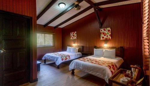 Hacienda Rooms