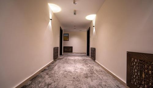 Deluxe King Suite