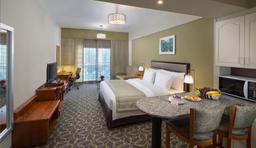 Interconnecting Studio - 20% Discount on Food, Beverages and Laundry. 10am Early Check-In and 2pm Late Check-Out (Subject to Availability)