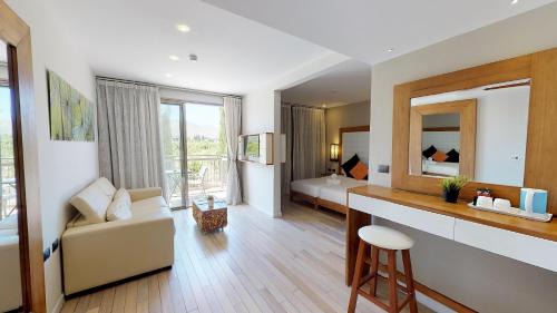 Patio Suite