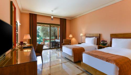 Ishtar Deluxe Twin Room