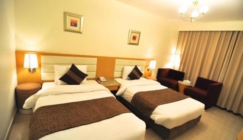 Deluxe Double or Twin Room