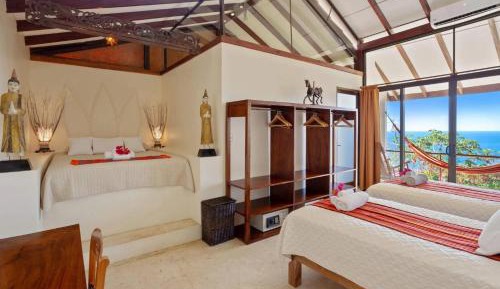 Quadruple Room with Sea View