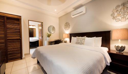 King Room with Pool View