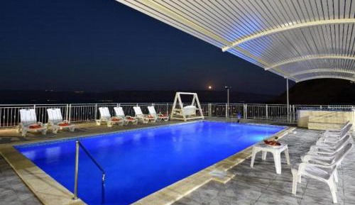 Superior Chalet