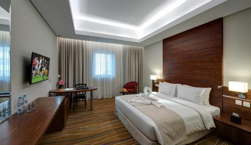 Deluxe King Room