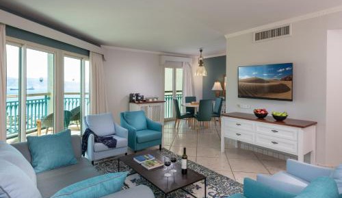 Presidential Suite