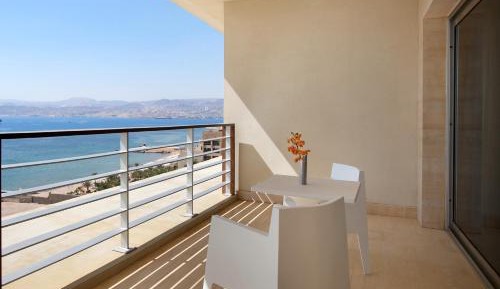 Sea View Premier Club Room (King Bed)