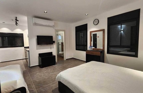 Old City Condo | ZOZO Guesthouse