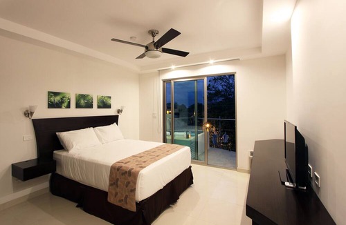 Jaco Hotel | Océano Boutique Hotel & Bistró