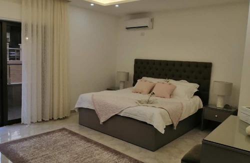 Jabal Al-Hussein Apartment | Amazing one Bedroom Apartment in Amman,elwebdah 1
