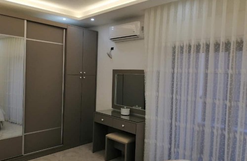 Jabal Al-Hussein Apartment | Amazing one Bedroom Apartment in Amman,elwebdah 1