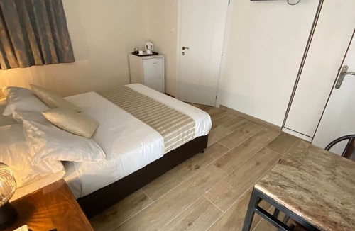 Tiberias Hotel | Berger Ultra Orthodox Hotel