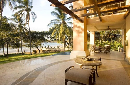 Playa Flamingo Villa | Luxurious Beachfront Mansion with a Stunning Infinity Pool in Playa Flamingo