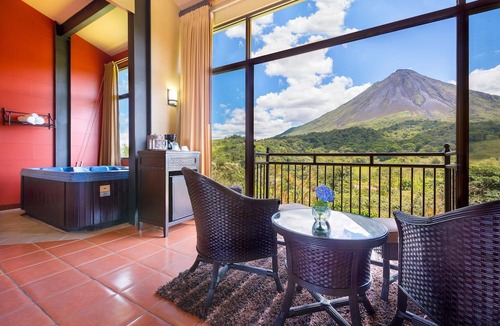 Arenal Hot Springs Hotel | Arenal Kioro Suites & Spa