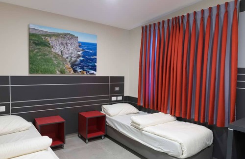 Haifa Hotel | HI Haifa Hostel