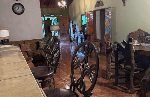 Nuevo Colon House | Quinta mi Tata B&B