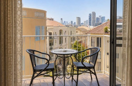 Jaffa Hotel | Margosa Hotel