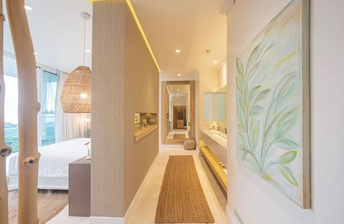 Jesus Hotel | The Retreat Costa Rica - Wellness Resort & Spa