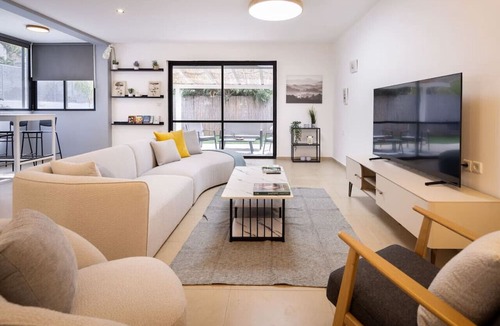 Netanya Villa | Serenity by the Sea – Poleg Villa by Sea N' Rent