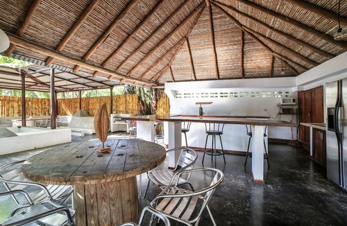 Playa Grande Hostel | Pipe House Playa Grande