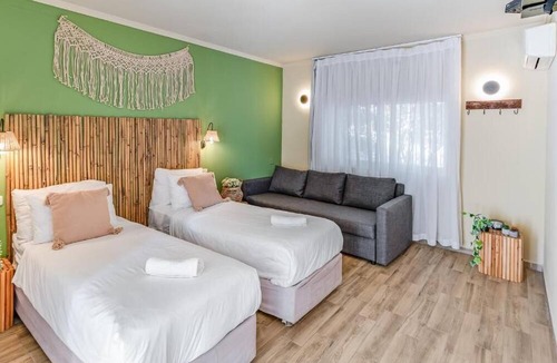 Tze'elim Hotel | Hotel Erettz Zeelim