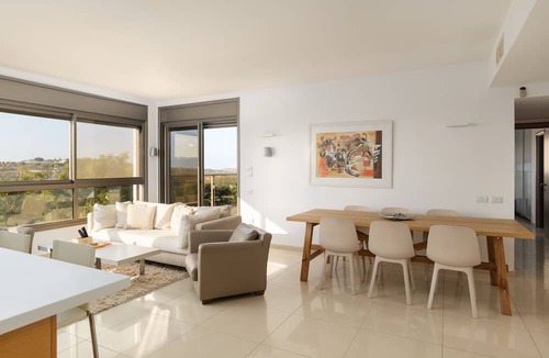 Tel Aviv Apartment | MAMAD Comfort Apt Terrace & View on the Hills by FeelHome