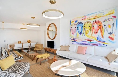 Florentin Apartment | The Radiant By HolyGuest