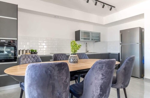 Jerusalem City Centre Condo | Stylish 2 Bedroom In City Center