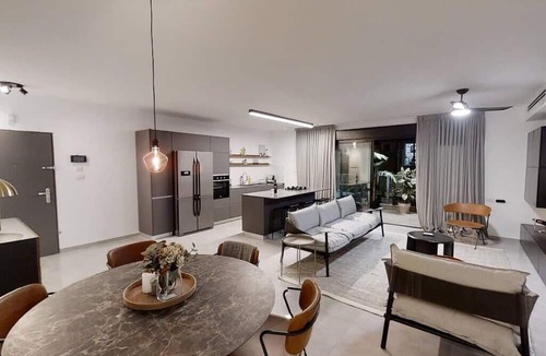 Haifa Apartment | Luxury 4Bedroom new apartment-Beach &Bahai Gardens