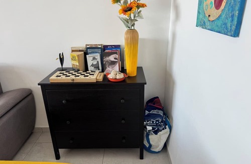 Netanya Condo | Luxury Beach Condo Netanya- 5 Minutes walk to Kikar, across from Beach Elevator