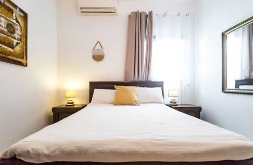 Tel Aviv Promenade Apartment | Sunny 2-Room Apartment with Spacious Terrace, Steps from Bograshov Beach