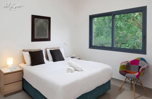Tel Aviv Promenade Apartment | Limoncello at Hakerem by HolyGuest